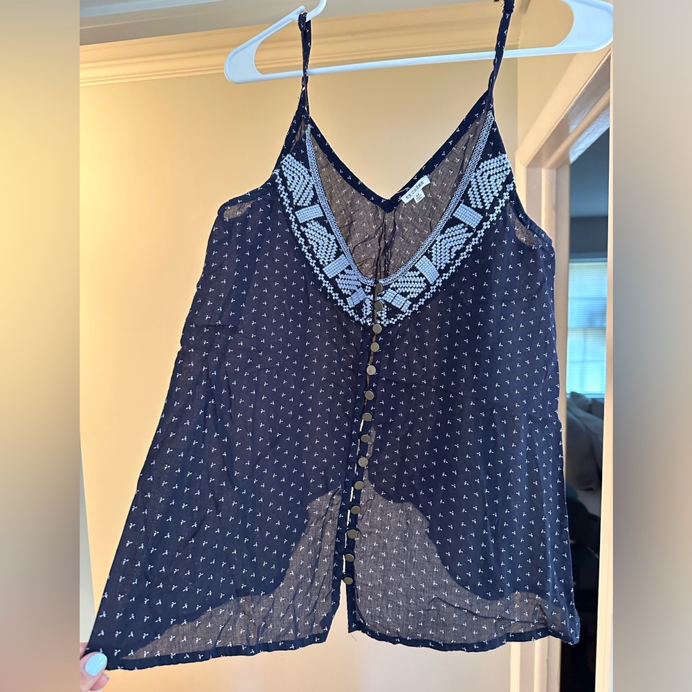 Breezy tank top by En Crème. White stitching & hammered button details